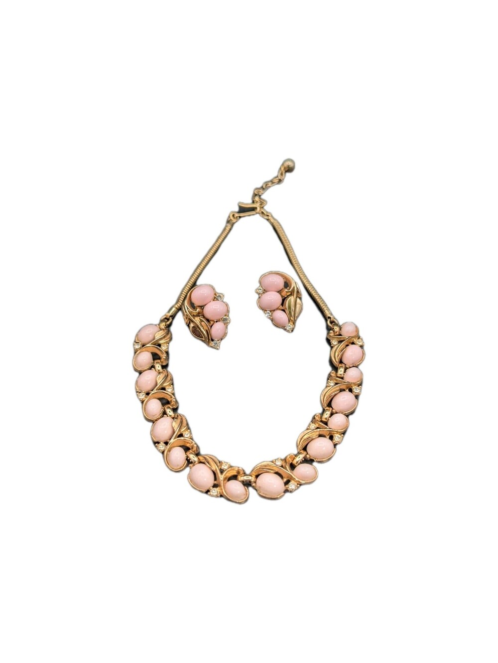 Vintage Trifari Pebble Beach Pink Cabochon Necklace & Earrings Set Read